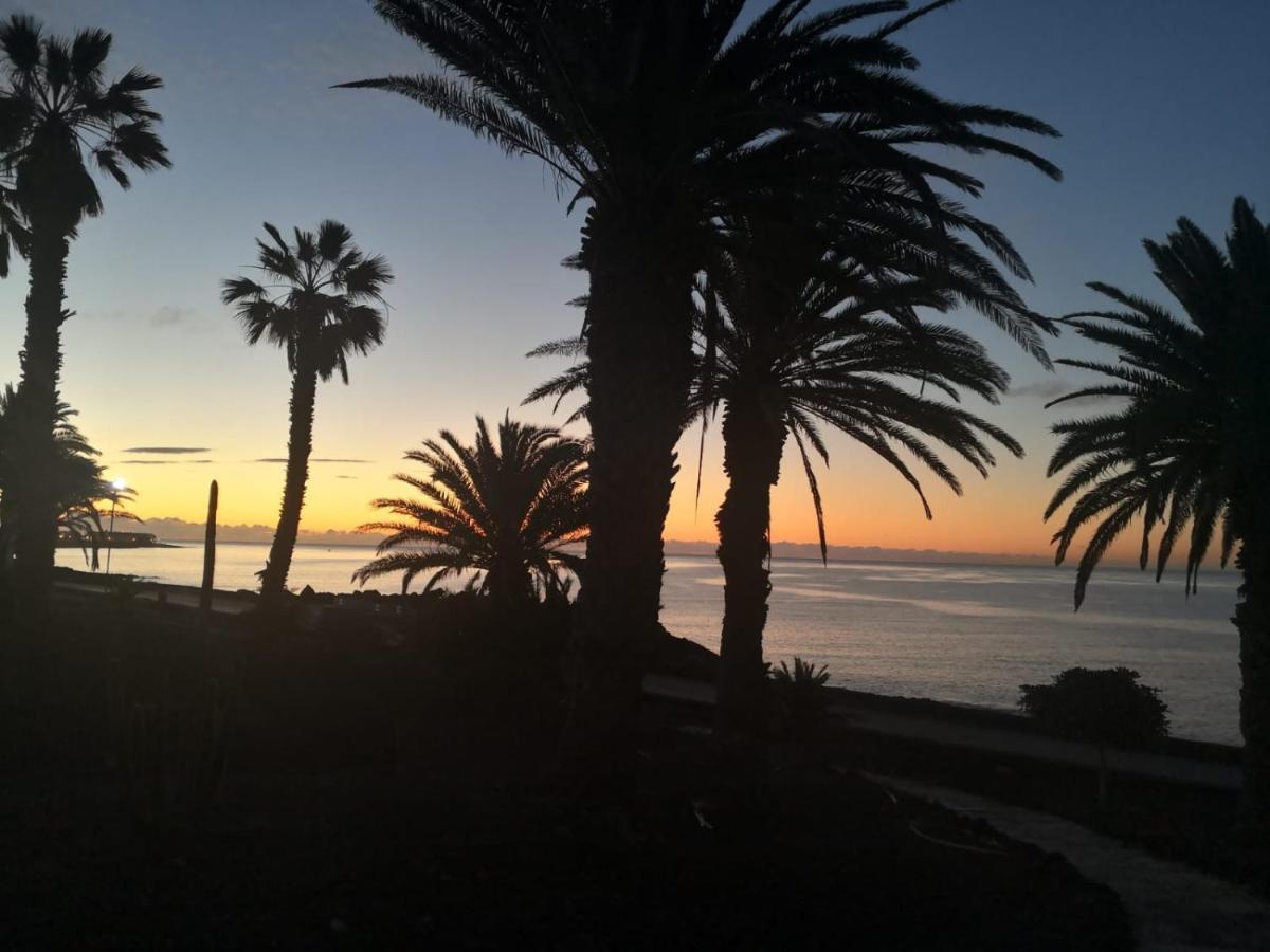 Apartamento Luca 05 En Playa Roca Costa Teguise Exteriör bild