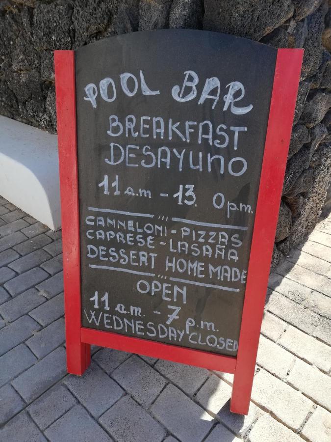 Apartamento Luca 05 En Playa Roca Costa Teguise Exteriör bild