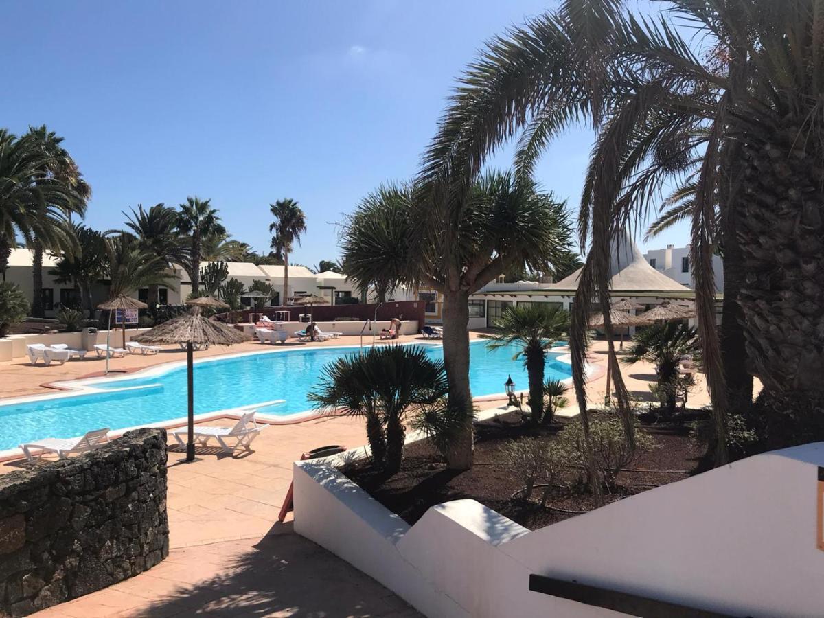 Apartamento Luca 05 En Playa Roca Costa Teguise Exteriör bild